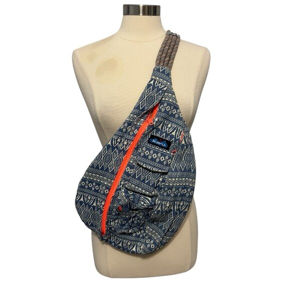 KAVU Rope Sling Crossbody Bag Boho Blue Aztec Print Canvas Backpack Travel - Picture 1 of 11